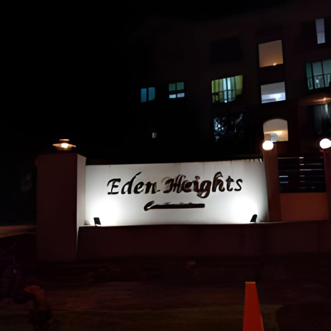 Natol Homestay - Kuching Home Penthouse Airport Road Екстериор снимка