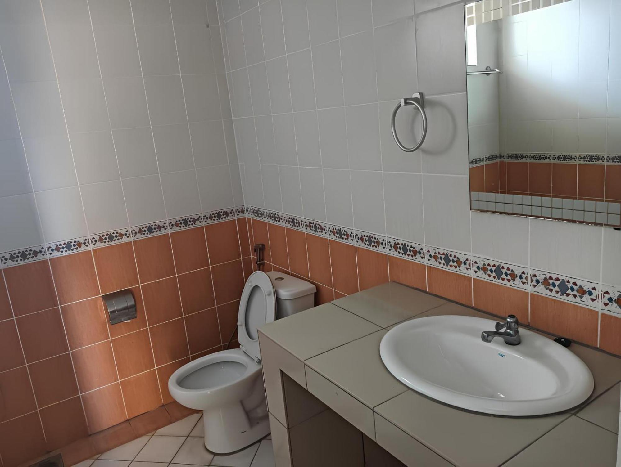 Natol Homestay - Kuching Home Penthouse Airport Road Екстериор снимка