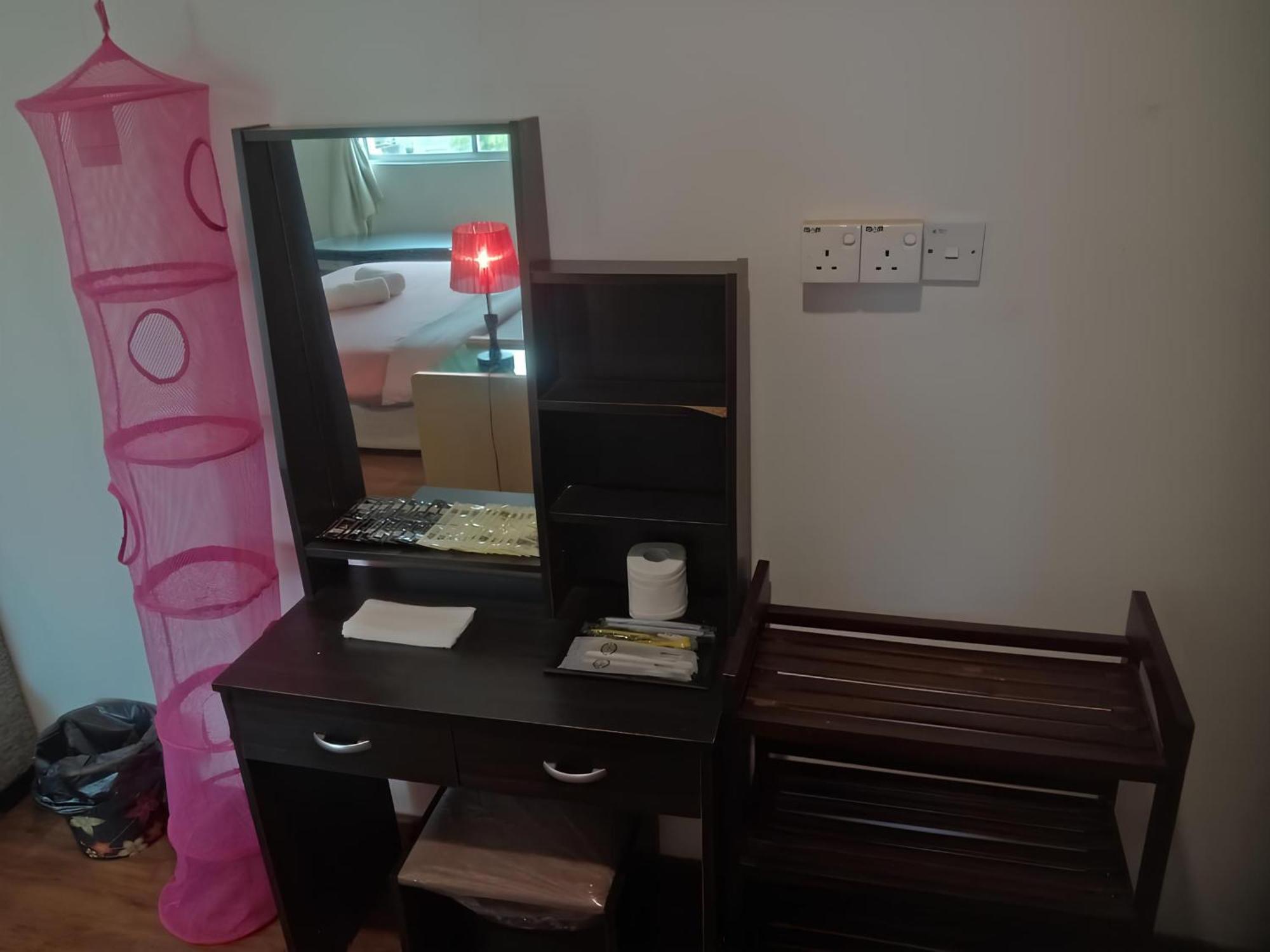 Natol Homestay - Kuching Home Penthouse Airport Road Екстериор снимка
