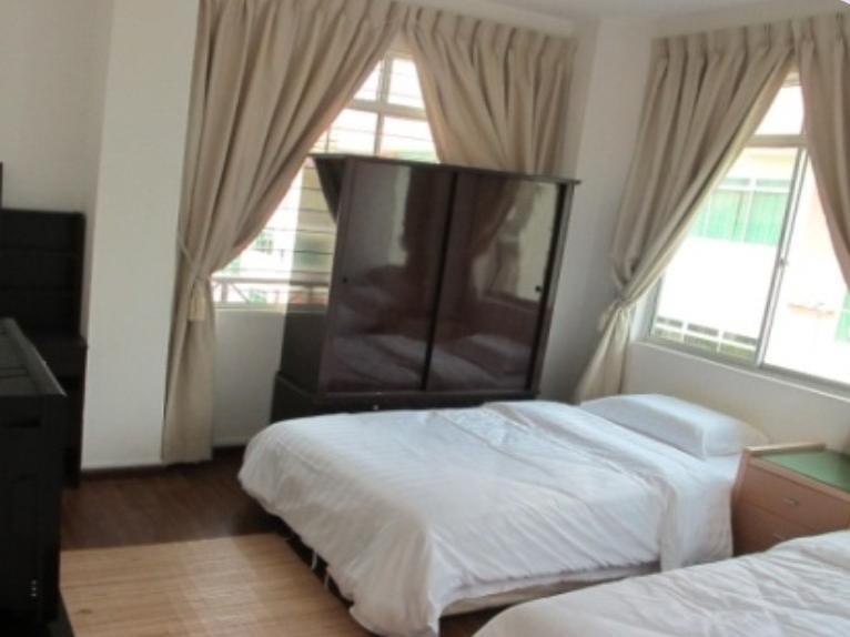 Natol Homestay - Kuching Home Penthouse Airport Road Екстериор снимка